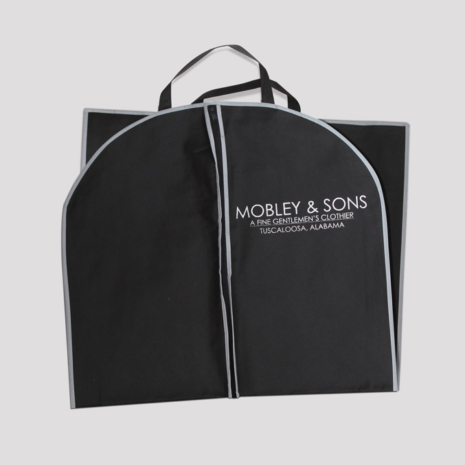 How to Customize a Luxury Garment Bag